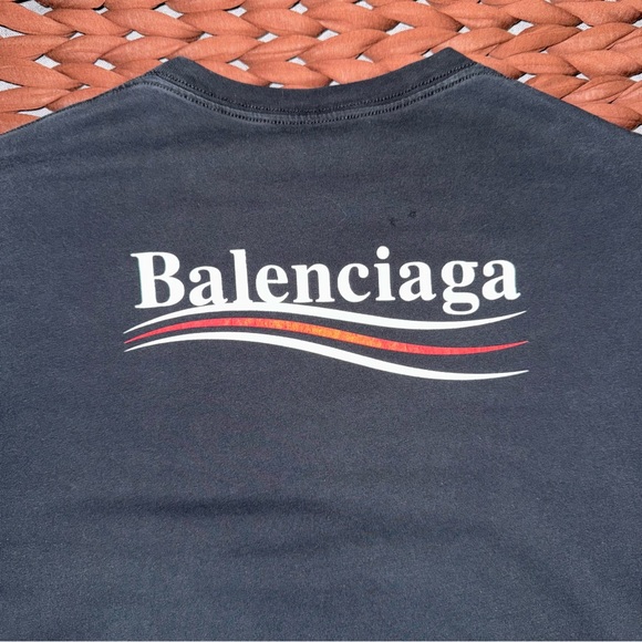 BALENCIAGA
Oversized printed cotton-jersey T-shirt - Picture 1 of 12